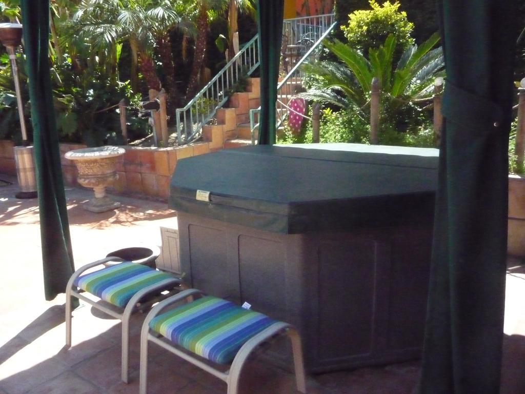 Woodland Hills Calabasas Guesthouses Los Angeles Exterior foto